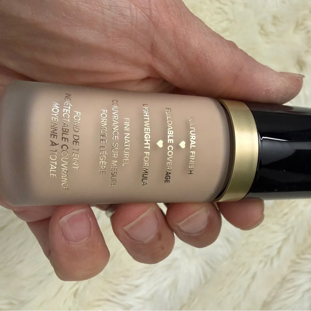 Too Faced Born This Way medium to full coverage foundation - SNOW